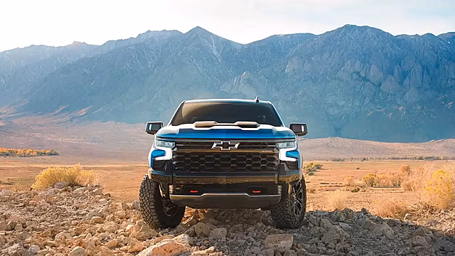 Chevrolet Silverado может получить интегрированный модуль связи в крыше