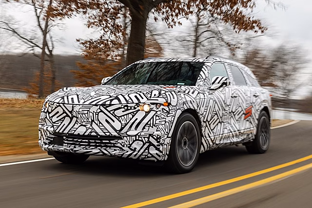 Acura показала новый кроссовер ZDX