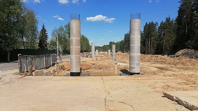 В Аникеевке начали подготовку к устройству опор путепровода со стороны Новорижского шоссе