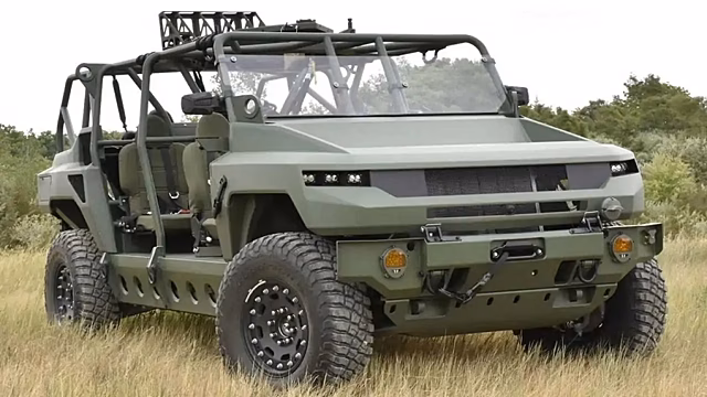 Электрический GMC Hummer EV превратился в военный внедорожник