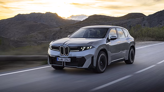 BMW завоевала награду «Всемирный автомобиль года»