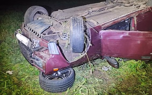 В Курской области произошло ДТП с опрокидыванием автомобиля