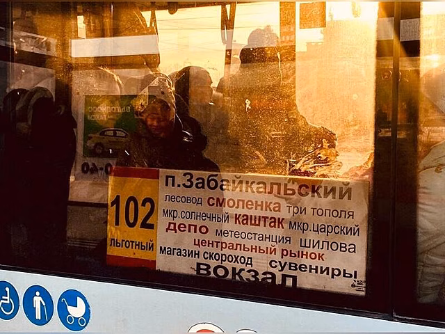 Жители Смоленки жалуются на единственный автобус №102
