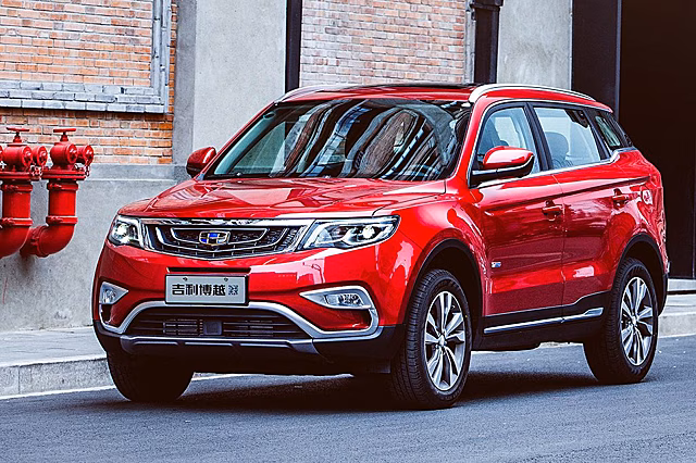Новый Geely Atlas доберется до России в ноябре