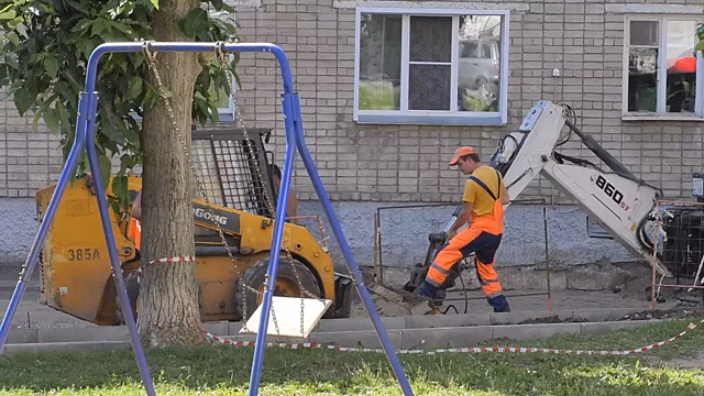 За лето в Кирове планируют благоустроить 36 дворов