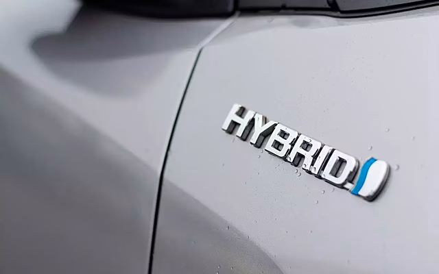 Купить б/у гибрид и не разориться на ремонте: что проверить до сделки