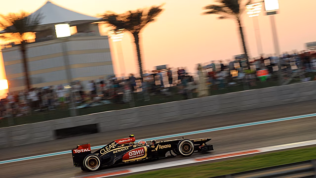 Гоночная машина Lotus E21 F1 выставлена на аукцион