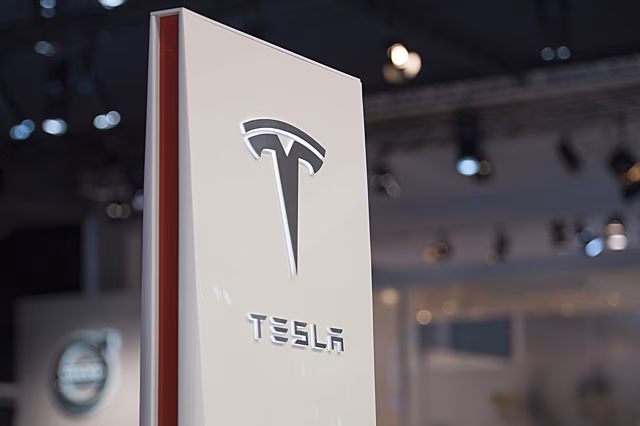 Tesla собирается удивить станцией зарядки с охлаждающим эффектом
