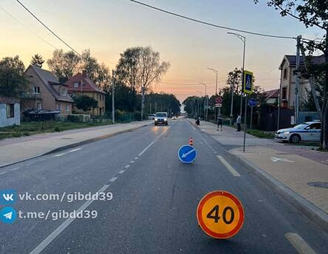 На Катина мотоциклист сбил 10-летнего школьника, который переходил дорогу не по правилам
