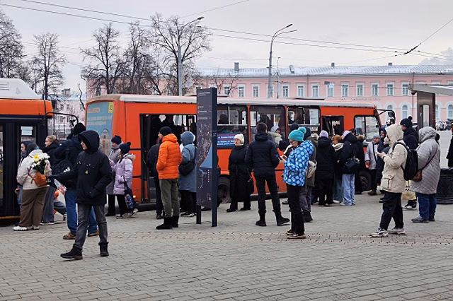 Беспредел в автобусах Владивостока: подростки не оплачивают проезд и издеваются над водителями
