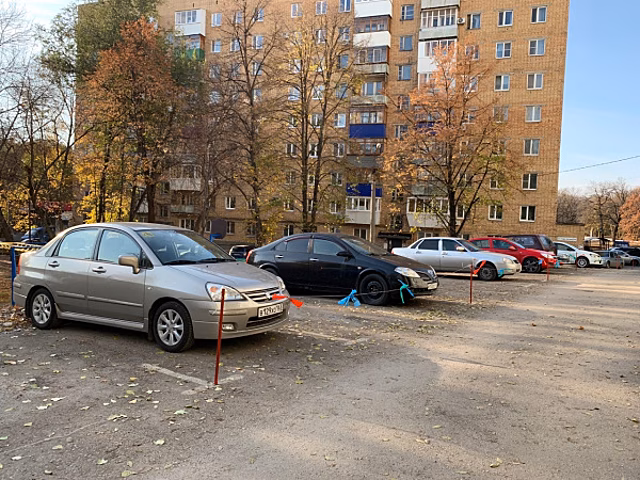 Самарцы добились ликвидации незаконной парковки в своем дворе 