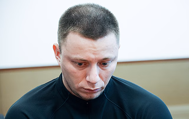 Сбившему насмерть фотографа Добромилову байкеру продлили домашний арест