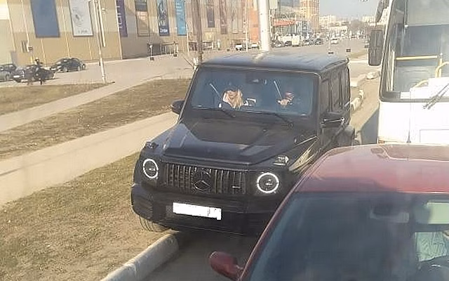 Рязанца, проехавшего по обочине дороги около ТРЦ «Премьер», оштрафовали на 1500 рублей