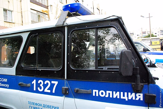 В Челябинске мужчина избил дедушку за сделанное замечание