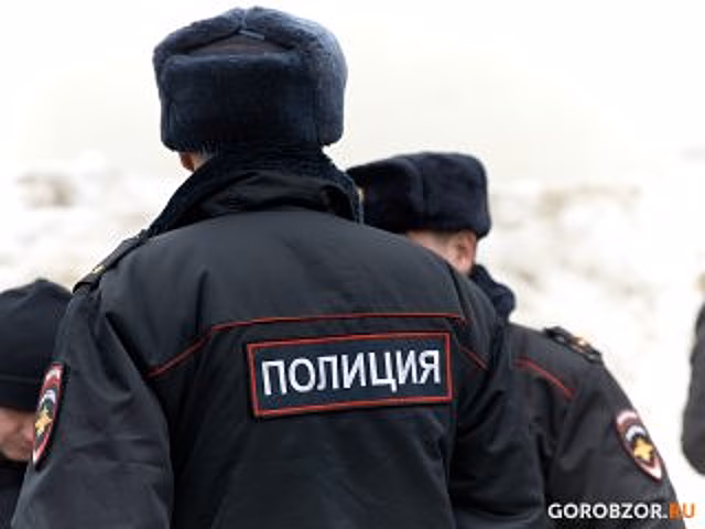В Уфе нетрезвый таксист после ДТП напал с ножом на двоих мужчин