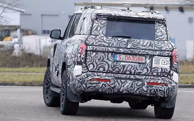 Mitsubishi тестирует в Европе прототип нового поколения внедорожника Pajero
