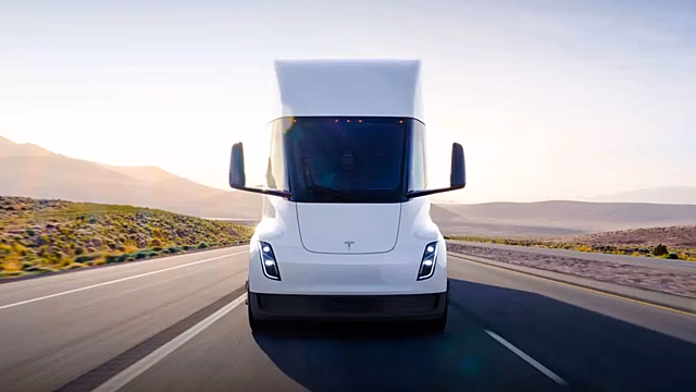Tesla Semi проходит зимние испытания на Аляске