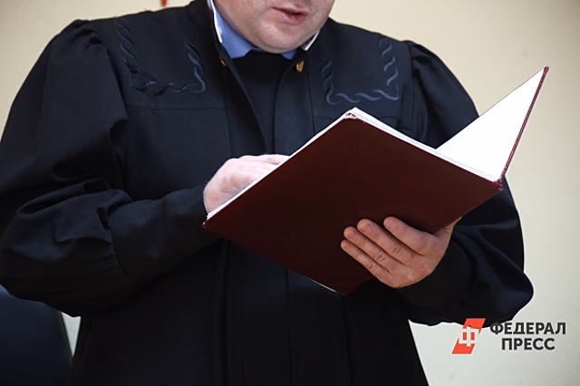 В Архангельске мужчина выплатил женщине более 300 тысяч рублей за смерть собаки в ДТП