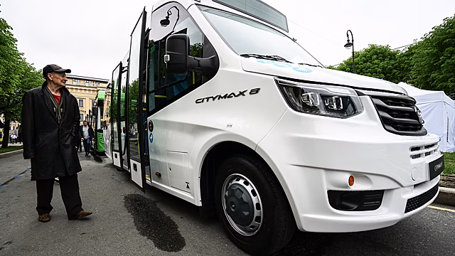 В России упали продажи поддержанных автобусов