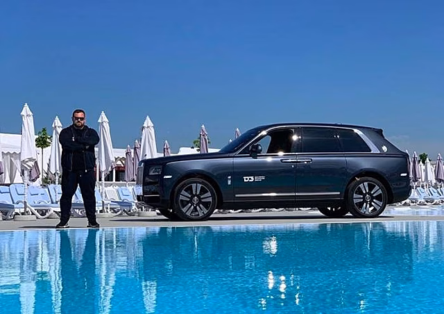 Автомобильный блогер Давидыч назвал олигарха Галицкого странным