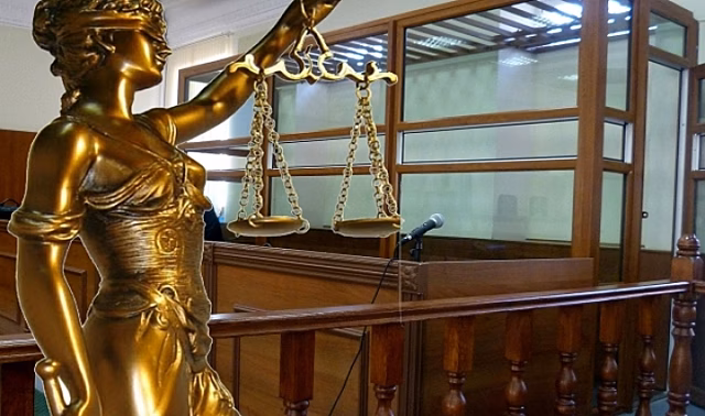 Школьного учителя отправили на 3 года в тюрьму за покушение на дачу взятки
