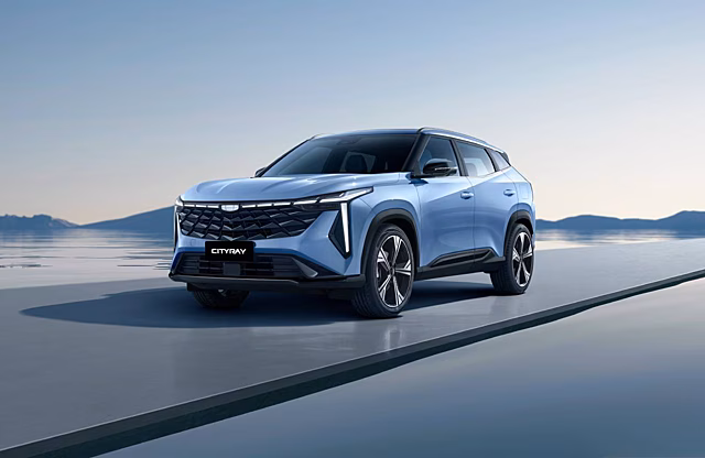 Geely везет в Россию очередной новый кроссовер