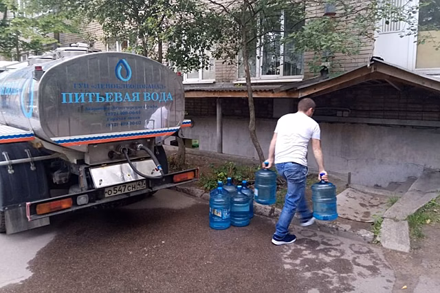 В Выборге из-за коммунальной аварии отключили воду по всему городу