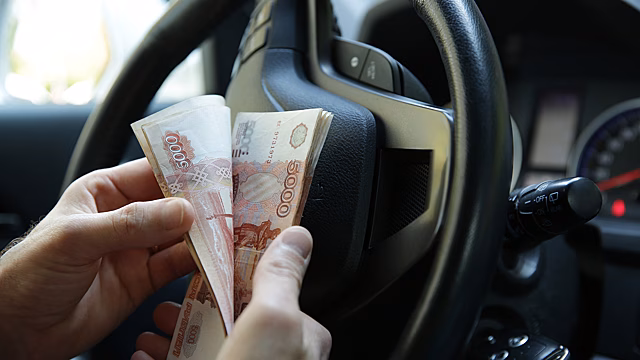 Выплаты по ОСАГО бьют рекорды: страховщики встревожены