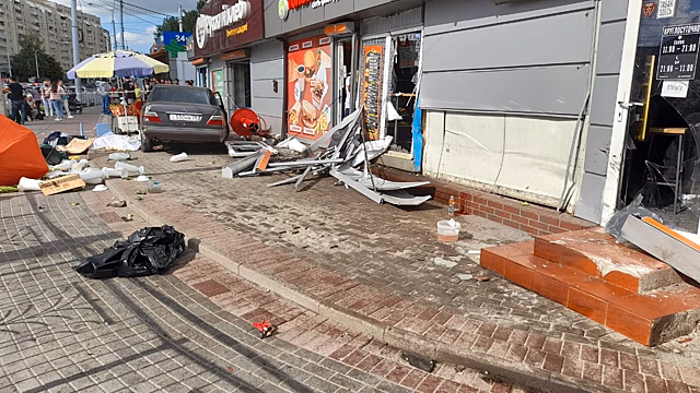 Появилось видео с места смертельной аварии на 9 Апреля