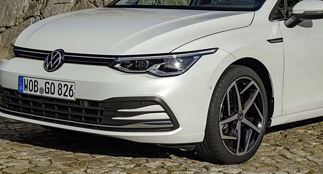 Volkswagen Golf VIII «поедет» на новых шинах Bridgestone