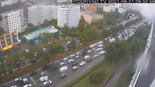 «Утро начинается не с кофе»: Владивосток погряз в жутких пробках