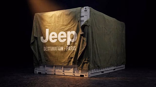 Jeep привез на Парижский автосалон загадочный контейнер. Что внутри?