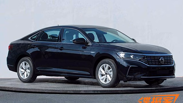 Volkswagen готовит к дебюту модернизированный седан Passat