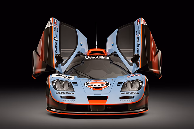 McLaren восстановил 21-летний суперкар до состоянии нового
