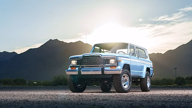 Винтажный Jeep 1979 года получил 825-сильный мотор V10
