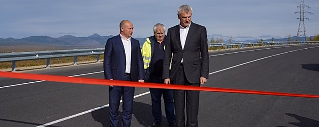 В Магаданской области досрочно отремонтировали участок трассы «Колыма»