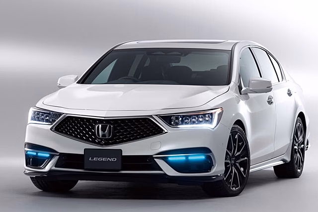 Новый Honda Legend стал первым серийным автомобилем, получившим автопилот третьего уровня