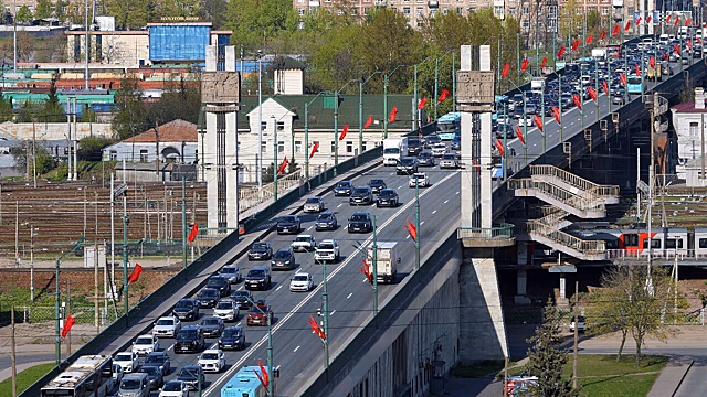 В России предложили увеличить штраф для «шумных» водителей