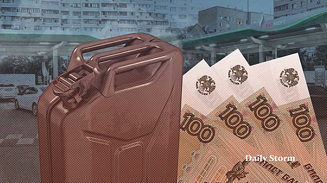 Перекупщики за неделю повысили цены на бензин в Крыму до 400 рублей за литр