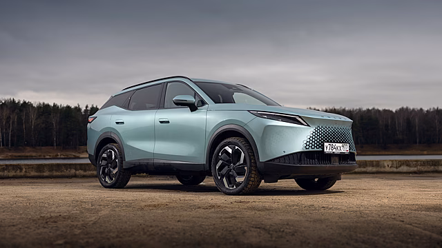 Звезда соцсетей: тест-драйв Omoda C7 — самого крупного кроссовера бренда