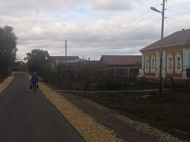 Жители села Озерки Шатковского района получили качественный подъездной путь к межрегиональной трассе