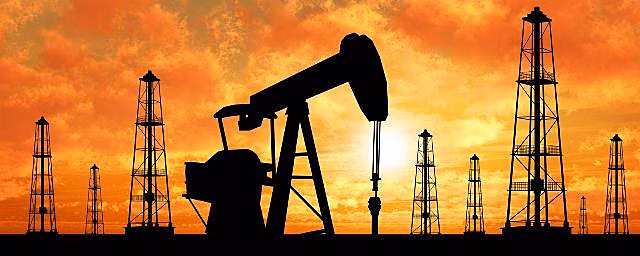 Обозреватель Цзюнь Цин: Пример Чехии показывает, что нефть из РФ слишком важна для Запада