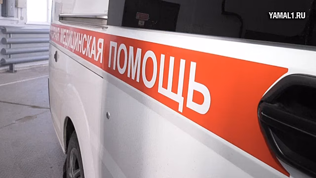 Машина скорой помощи сбила жительницу Сочи и улетела в кювет