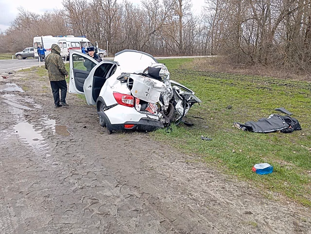 В Курской области в ДТП с грузовиком погиб пожилой пассажир