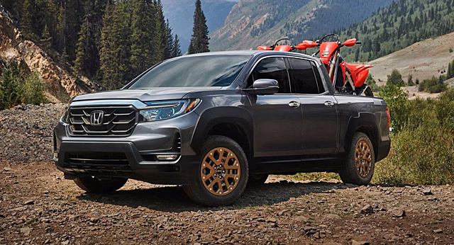 Новую рекламу пикапа Ridgeline, Honda пригласила озвучивать рестлера