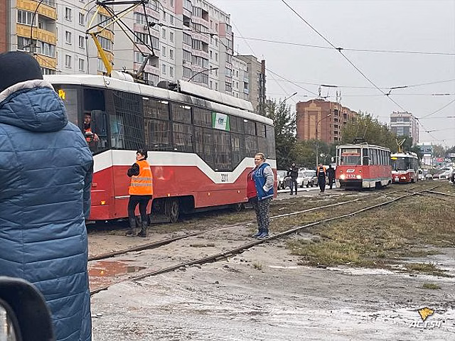 Движение трамваев в Новосибирске было блокировано из-за ДТП