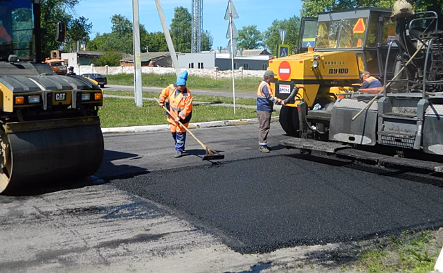 В поселке Коренево Курской области отремонтируют 4 дороги