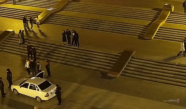 За езду на машине по Центральной набережной оштрафован волгоградец