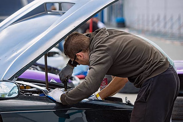 Перечислены основные признаки скорой поломки двигателя автомобиля
