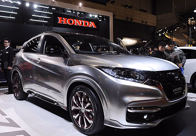 Кроссовер Honda Vezel начали продавать в России